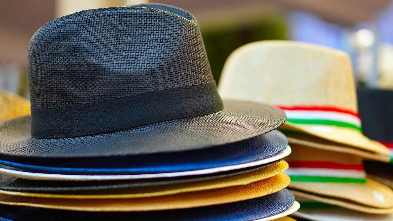 Wear Your Hat Correctly to Get a Stylish Look