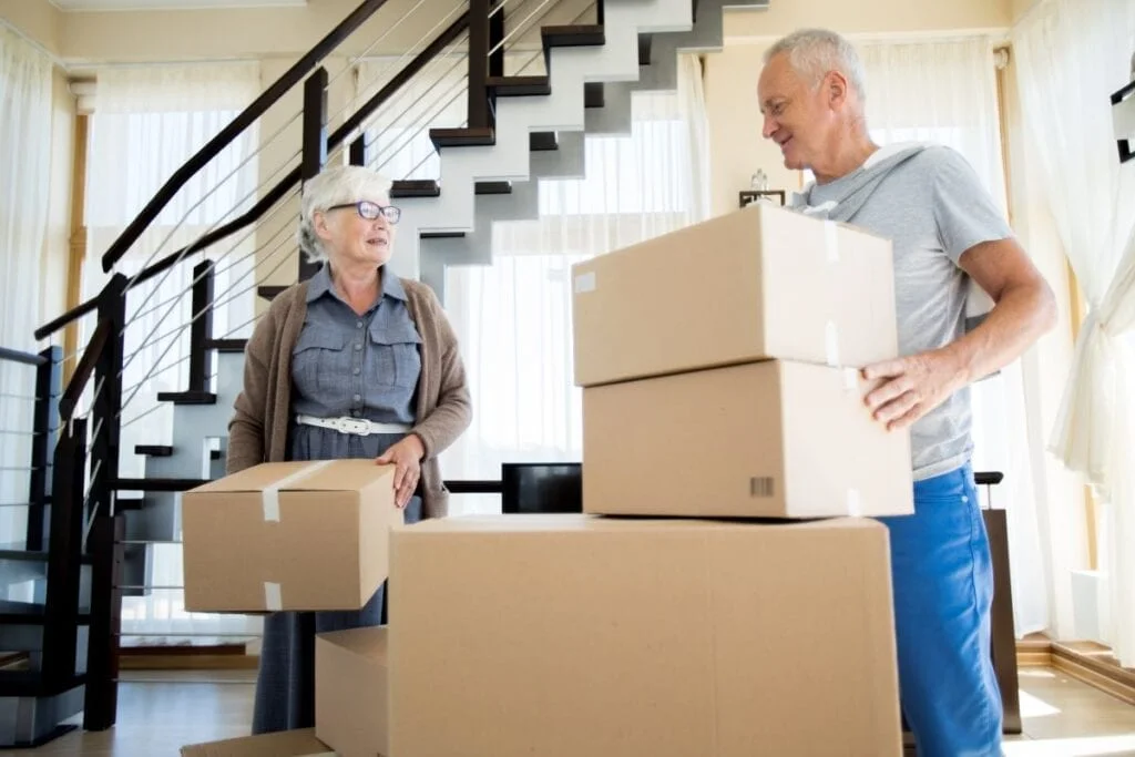 How internet helps in making the relocation process easy?