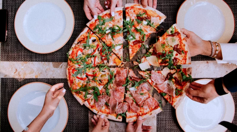 What Are Effective Ways To Expand Your Small Pizza Business (1)