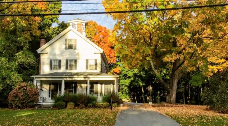 Is Hopkinton, MA a Good Place to Live in With a Family?