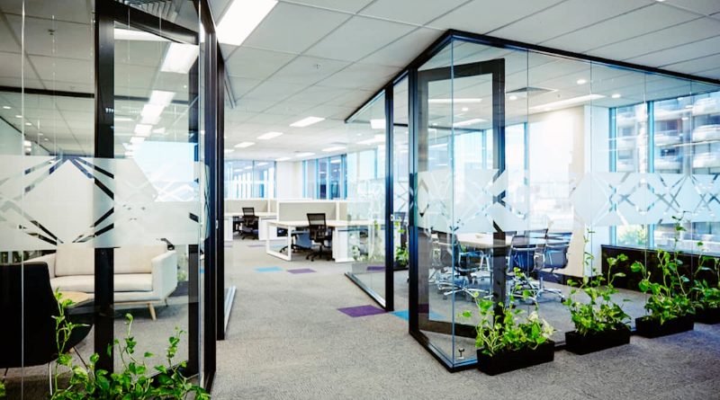 Different Partitions Options You Can Use In Your New Office Space 
