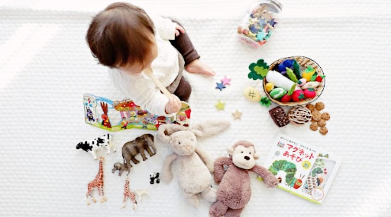 Toys for Every Milestone: Tailoring Playthings to Baby's Growth