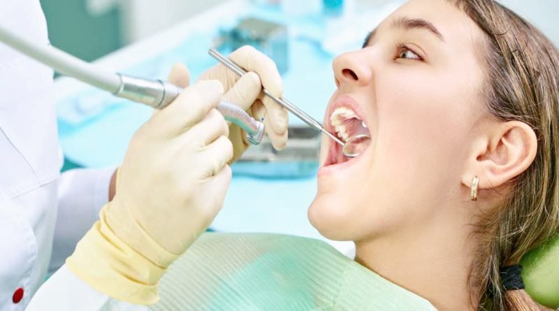 10 Signs You Should Visit the Dentist Immediately