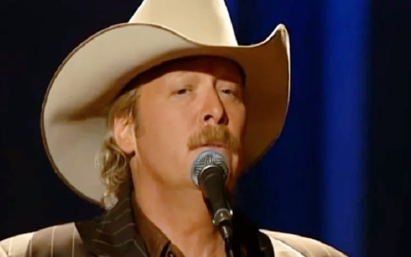 Alan Jackson Hospitalized - Digital Global Times