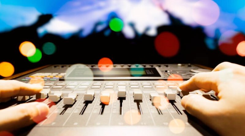 Techniques for Live Sound Mixing: A Complete Guide