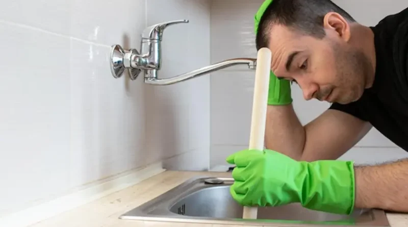 Tips for Toilets and Sinks