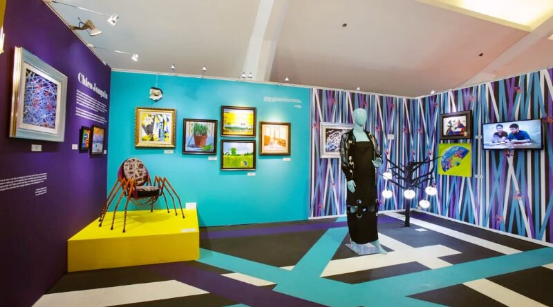 The Rise of Digital Curation: Why Collectors Turn to Online Galleries
