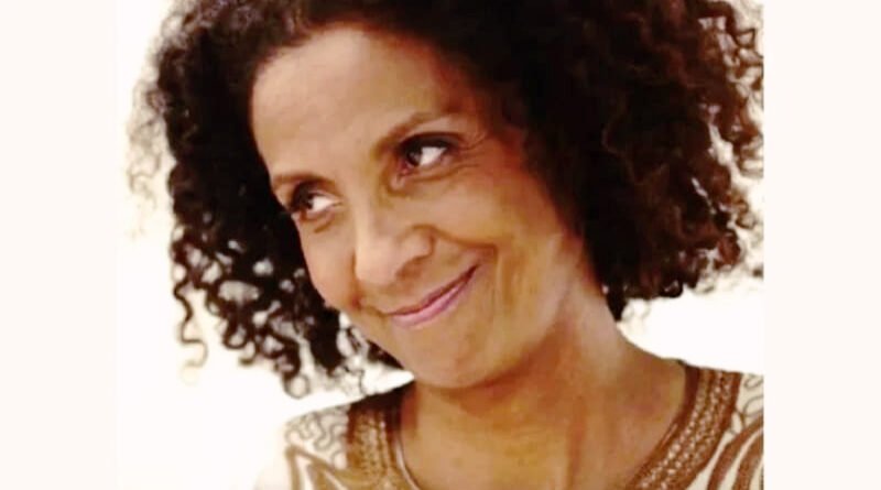 Maxine Sneed: The Graceful Activity of a Woman Above Fame