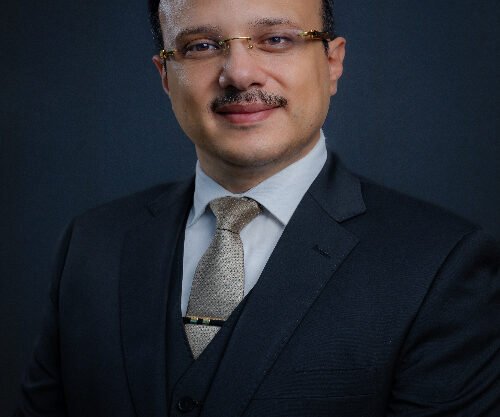 Top Lawyer Dr. Hassan Elhais: Decades of Excellence in UAE Legal Practice