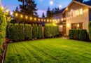 The Art of the Glow: Deciphering the Magic of Neighborhood Holiday Curb Appeal