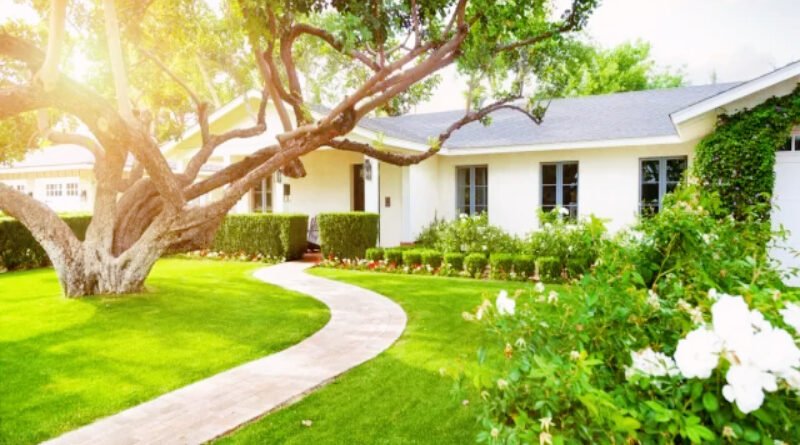 The First Impression: What Homebuyers Actually Notice First About Your Yard in Spring Showings