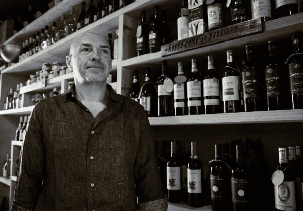 Saro Spadaro’s Strategy for Modern Hospitality: Integrating Technology Without Losing the Human Touch